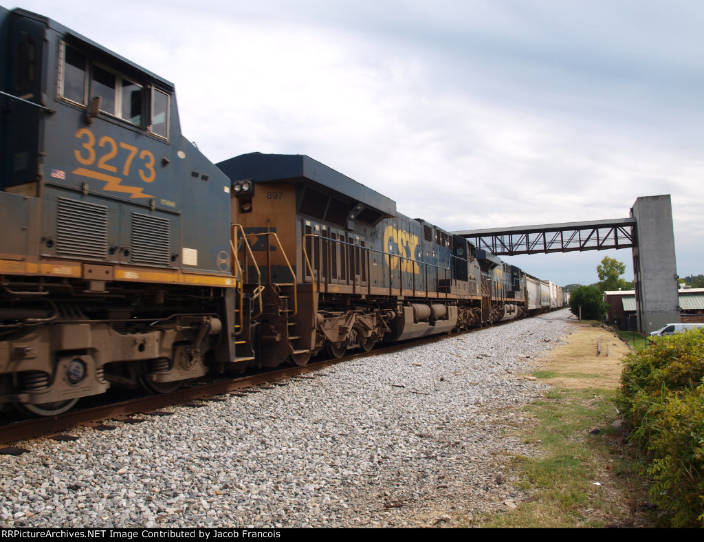 CSX 897